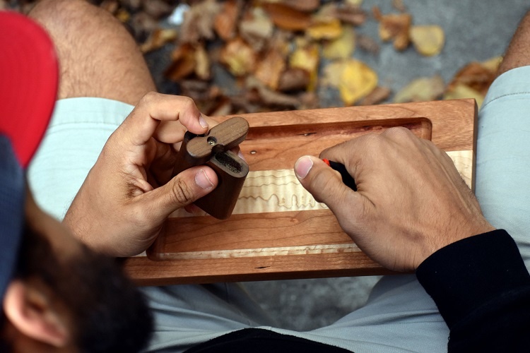 Dugout Box In Hand